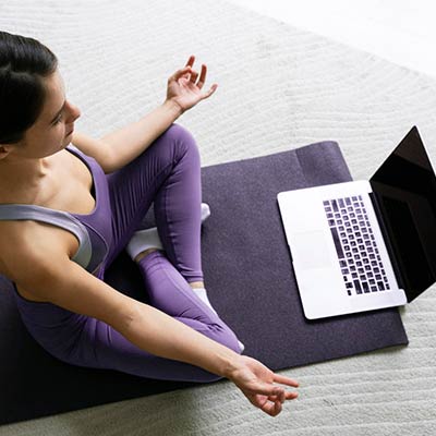 Online Yoga Membership mit Korinna Tietz